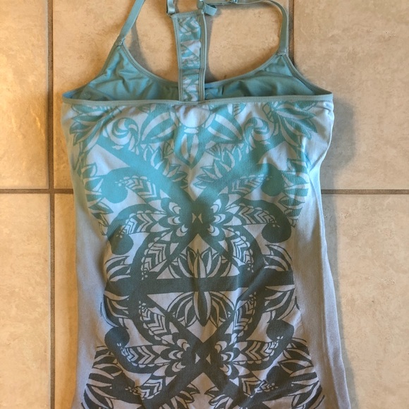 Tank with built in bra - Picture 2 of 2